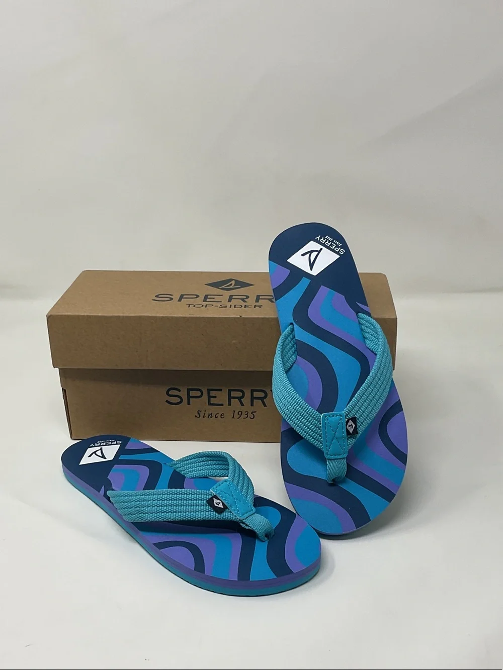 Sperry Thong Sandals Teal, Blue & Purple Girls size 1 Wave Print flip flops